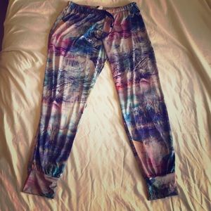 Onzie crop harem pant